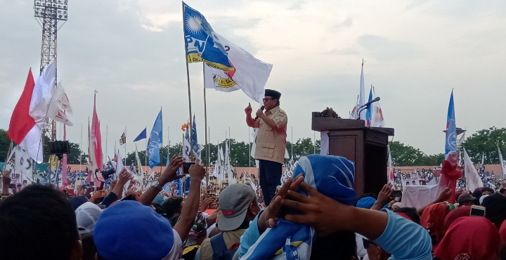 Prabowo saat kampanye akbar di Stadion Gelora Delta Sidoarjo, Minggu 31 Maret 2019. (foto: farid/ngopibareng.id) 