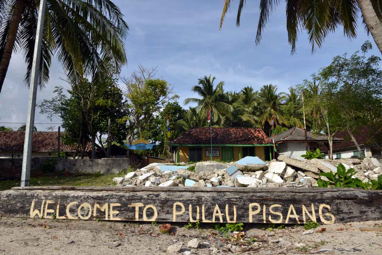 Pulau Pisang, Lampung. (Foto: yopiefranz.com)