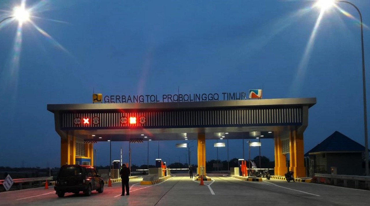 Gerbang Tol Probolinggo Timur ini akan “disambung” ke Tol Probowangi Seksi I, yang kini sedang pengukuran lahan. (Foto: Ikhsan/ngopibareng.id)