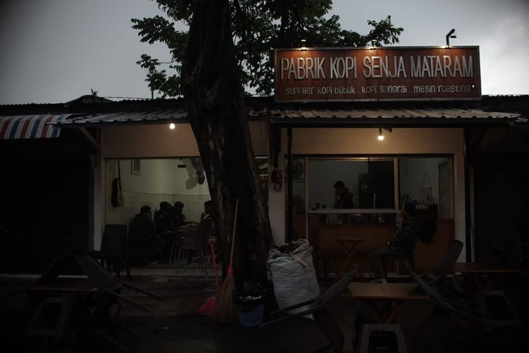 Senja di Pabrik Kopi Senja Mataram (Foto: Instagram/@pabrikkopisenjamatarm)