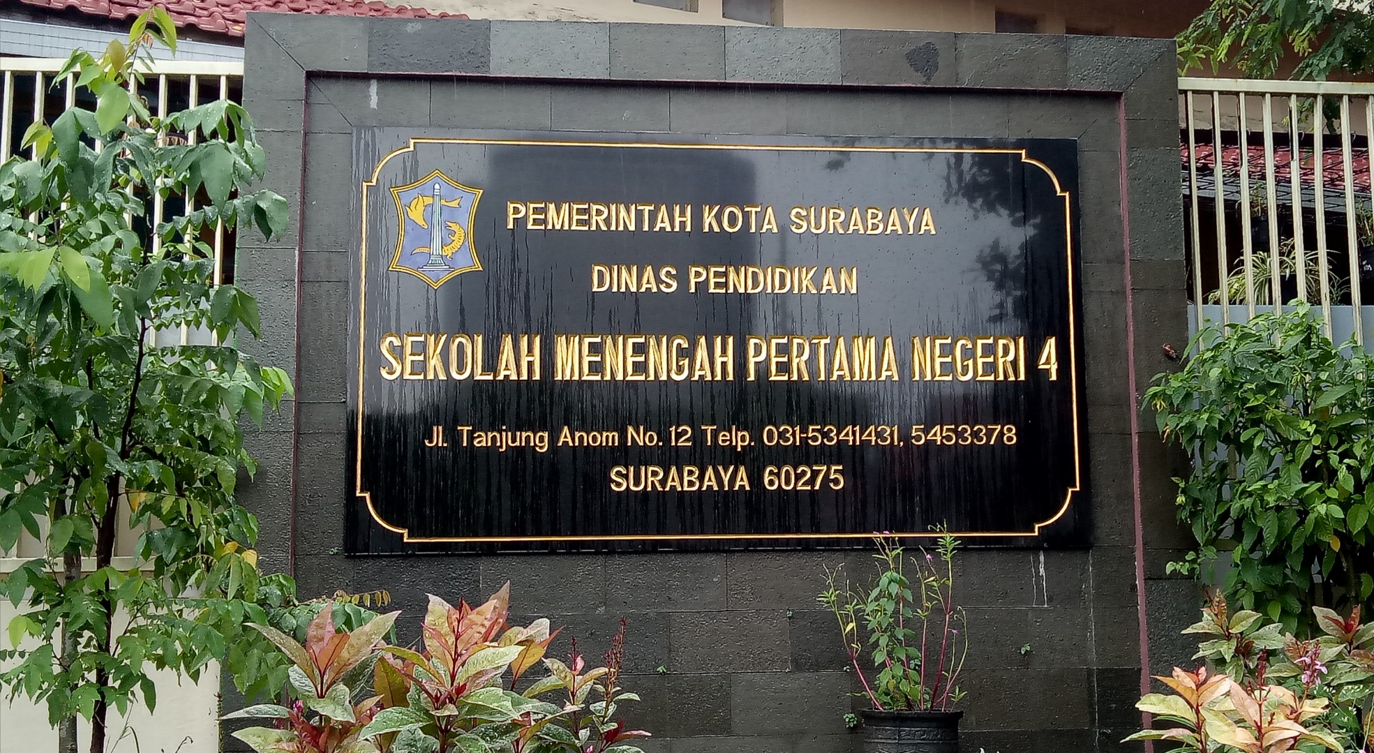 SMPN 4 Surabaya, Jalan Tanjung Anom Surabaya.  (Foto:Pita/ngopibareng.id)