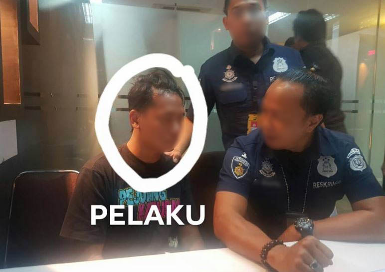 Tersangka saat diinterogasi polisi (Foto: Istimewa) 