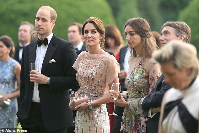 Pasangan Pangeran William dan Kate Middleton bersama Rose Hanbury.