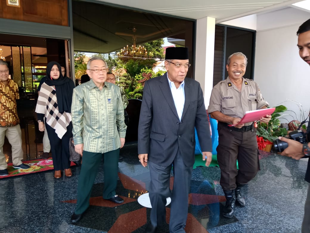 Ketua Umum Pengurus Besar Nahdlatul 'Ulama ( PBNU) KH Said Aqil Siradj Saat ditemui di Surabaya, Jumat 19 April 2019. (Foto: Farid/ngopibareng.id) 