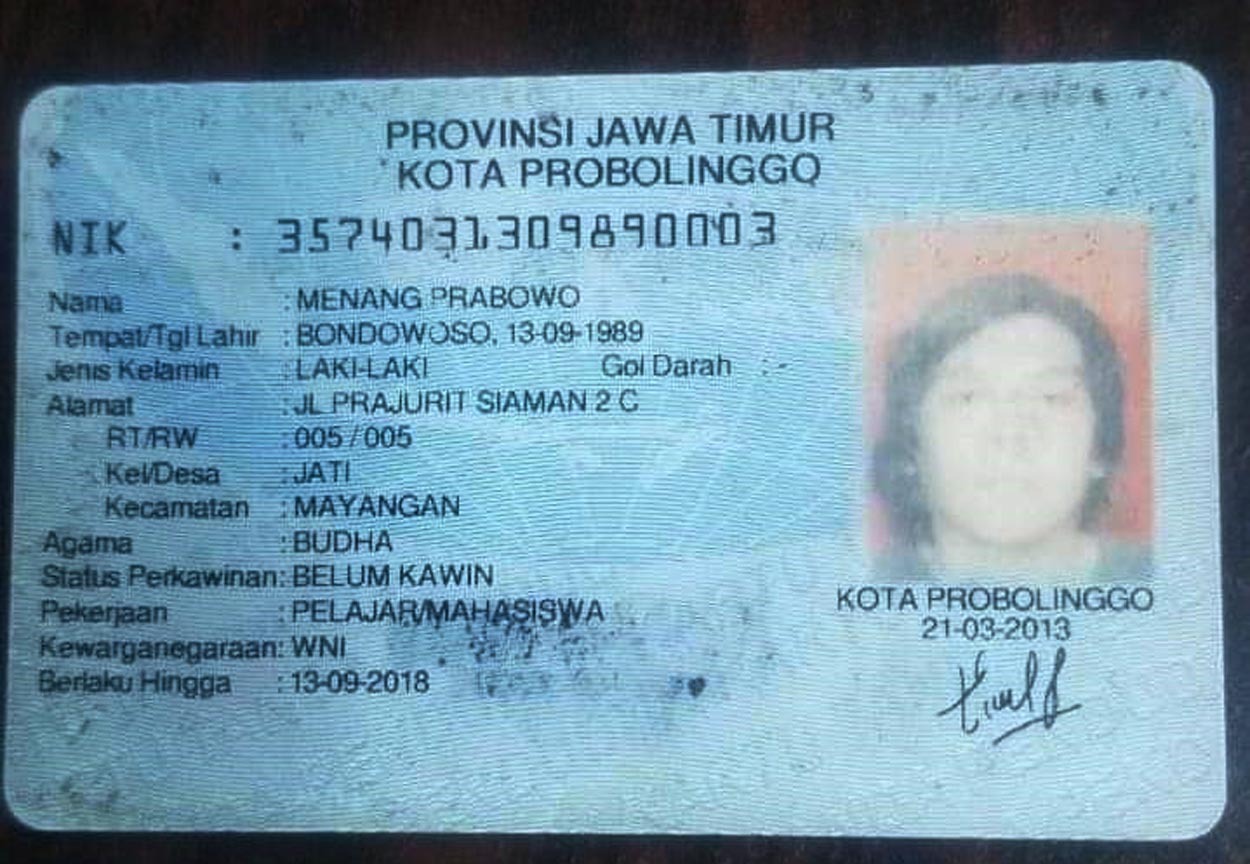 KARTU Tanda Penduduk eletronik (KTP-el) Menang Prabowo, warga Kota Probolinggo. (foto: Istimewa/ngopibareng.id)