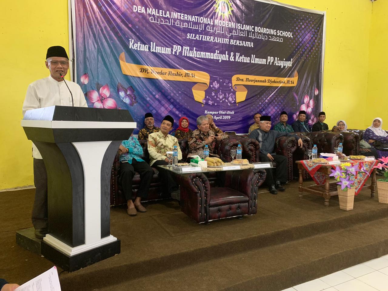 Ketua Umum PP Muhammadiyah Haedar Nashir di Sumbawa. (Foto: md for ngopibareng.id)