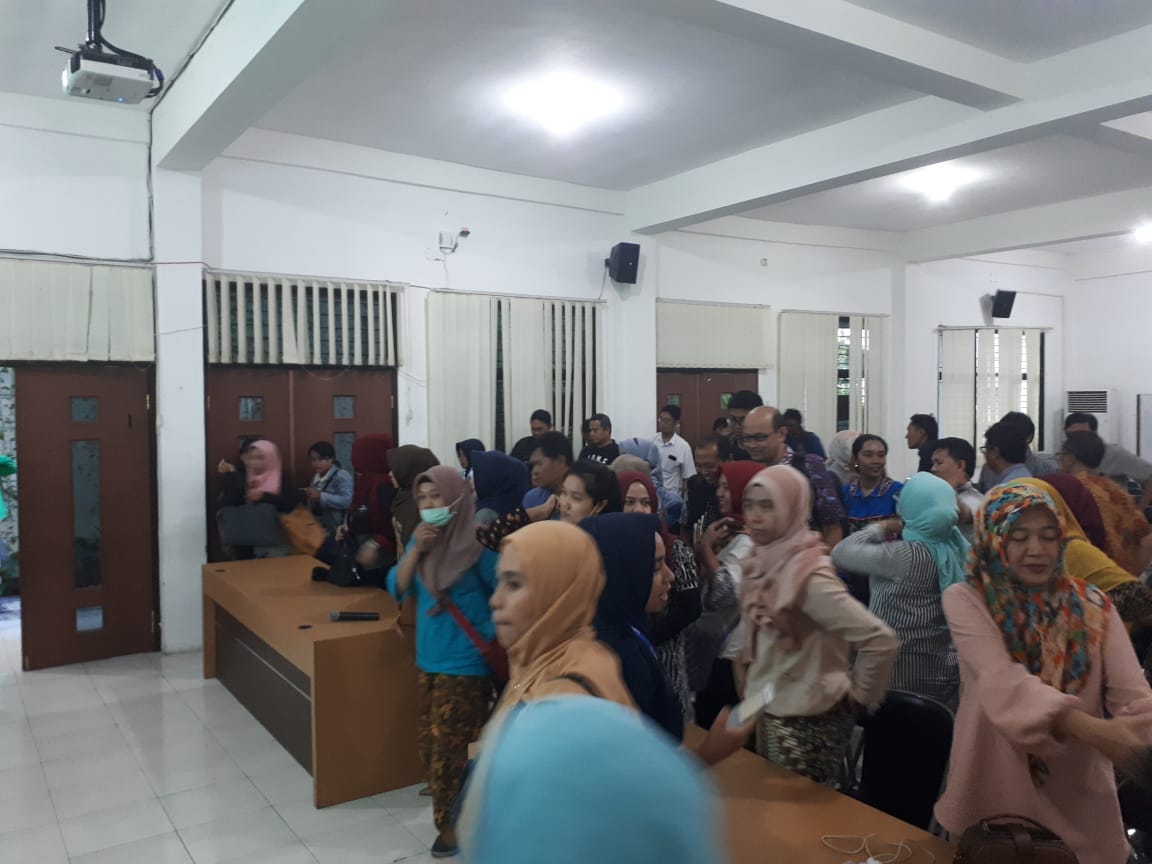 Audiensi yang dilakukan di Dinas Pendidikan Kota Surabaya. (Foto: Alief/ngopibareng.id)