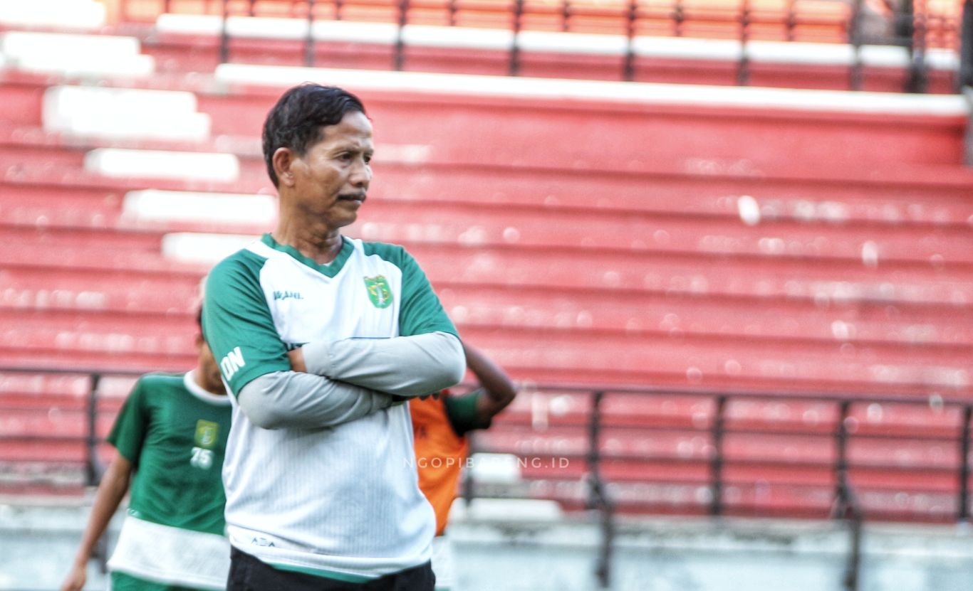 Pelatih Persebaya Djanang Nurdjaman. (Foto: Haris/ngopibareng.id)