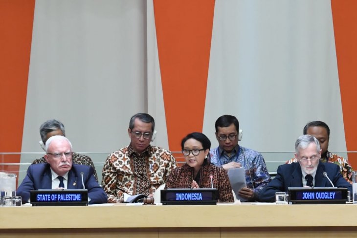 Menteri Luar Negeri RI Retno Marsudi memimpin diskusi informal "Arria Formula" di Dewan Keamanan PBB untuk membahas isu Palestina, di Markas PBB, New York, Amerika Serikat 9 Mei 2019. (Foto: Kemenlu RI)