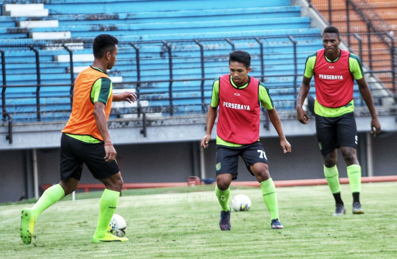 Skuat Persebaya saat latihan di Stadion GBT, Surabaya, Jumat 11 Mei 2019 sore. (Foto: Haris/ngopibareng.id)