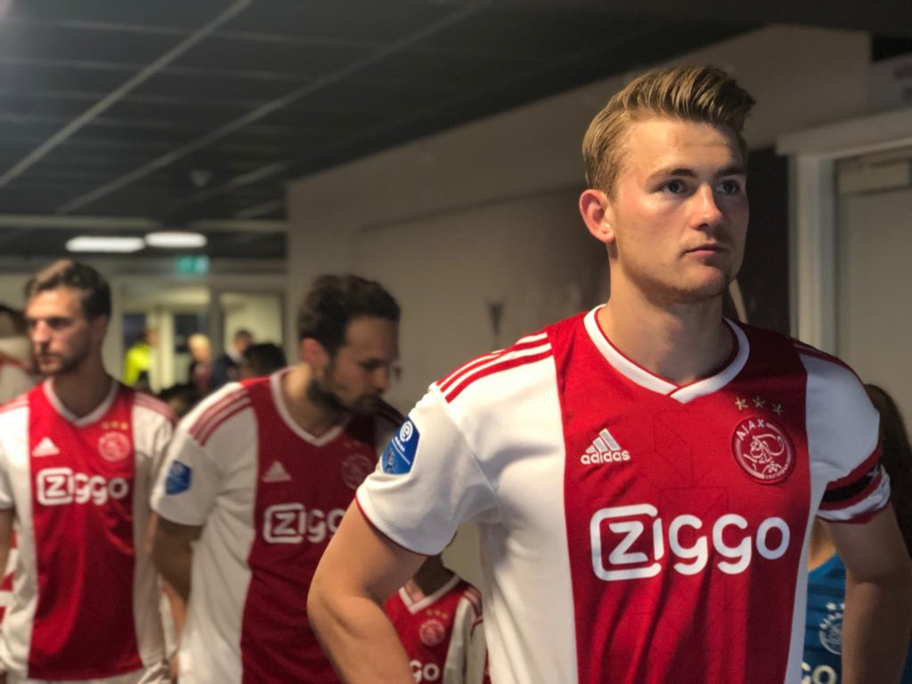 Bek tengah Ajax Amsterdam, Matthijs de Ligt. (Foto:Twitter/@AFCAjax)