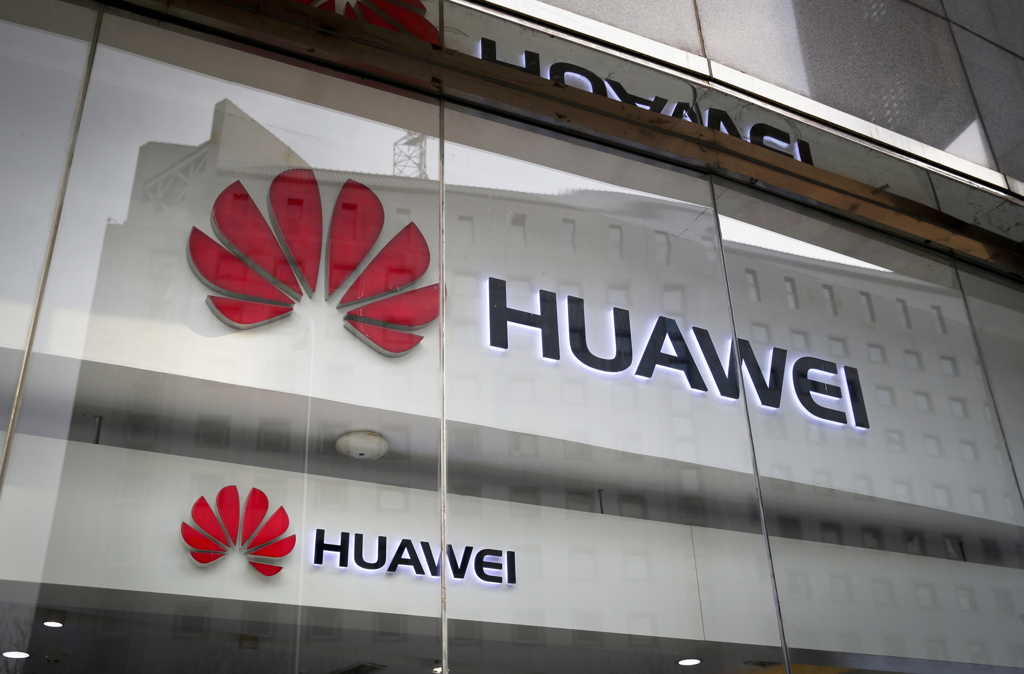Dampak perang dagang Amerika Cina. Huawei berpotensi kehilangan lisensi sistem operasi Android miliknya. (foto:ist)