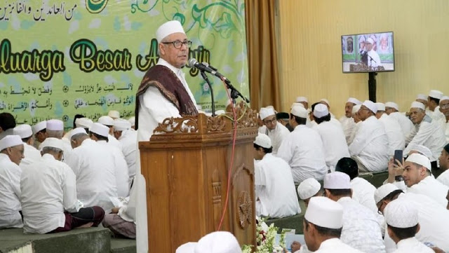 Ketua Rabithah Alawiyah, Habib Zein bin Smith. (Foto: ist/ngopibareng.id)