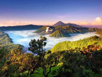 Taman Nasional ini berada di empat kabupaten sekaligus. Malang, Pasuruan, Lumajang, dan Probolinggo. (Foto:National Geograpic.com)