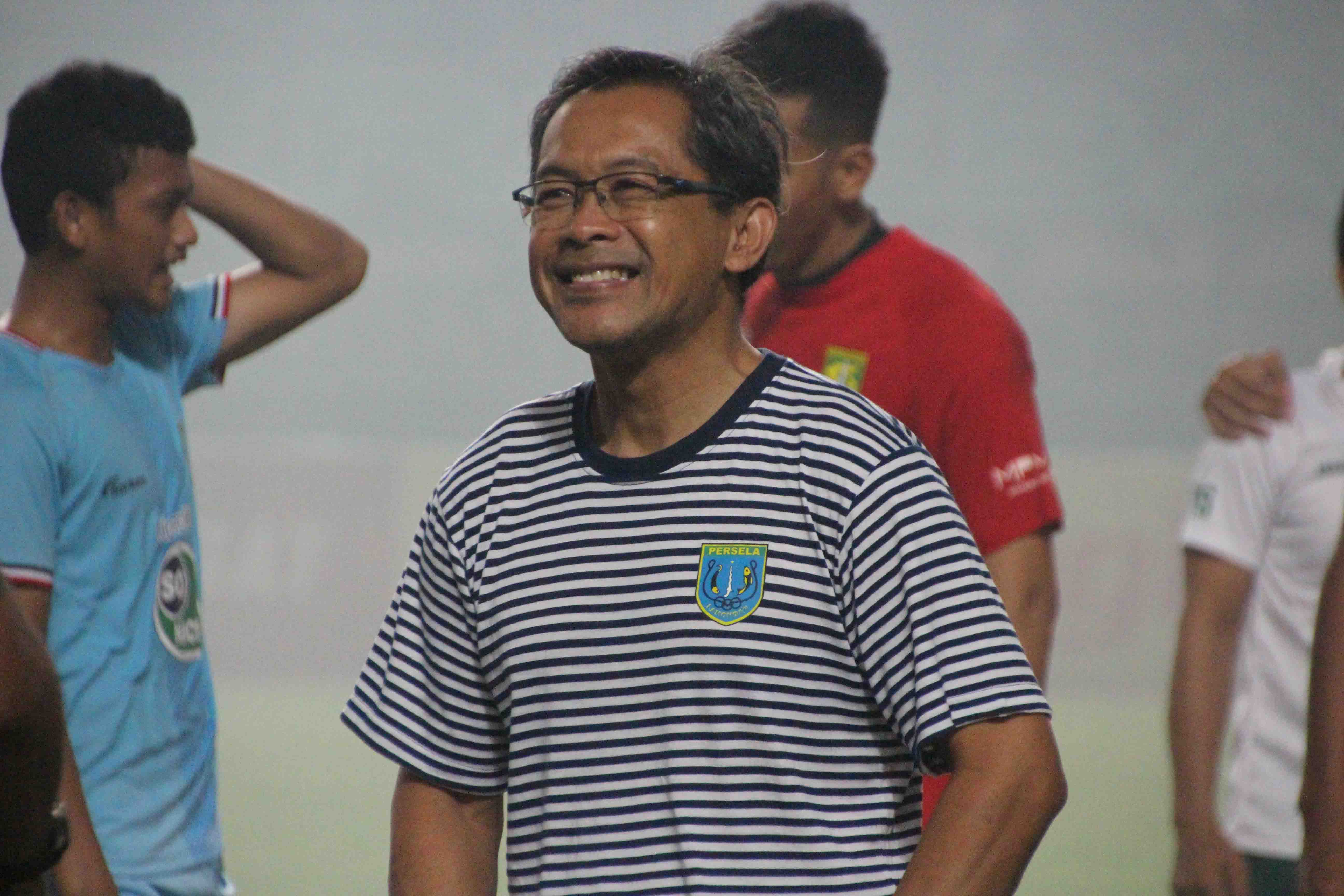Pelatih Aji Santoso beri Persela libur lebaran selama 9 hari. (Foto: Ngopibareng.id)