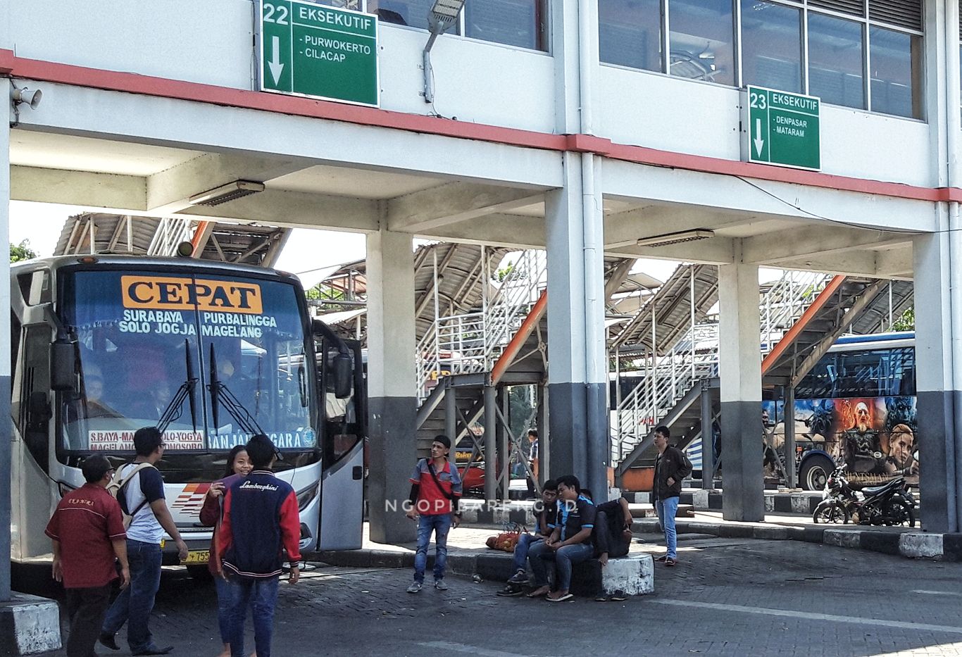 Terminal Purabaya, H-3 Lebaran 2019, Minggu 2 Juni 2019. (foto: Haris/ngopibareng.id)