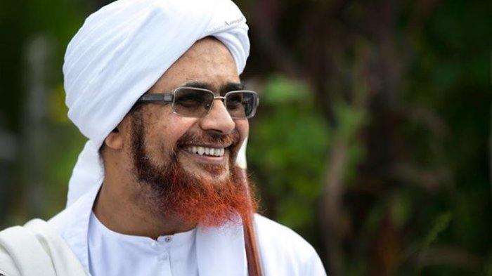 Habib Umar bin Muhammad Bin Hafidz. (Foto: dok ngopibareng.id)