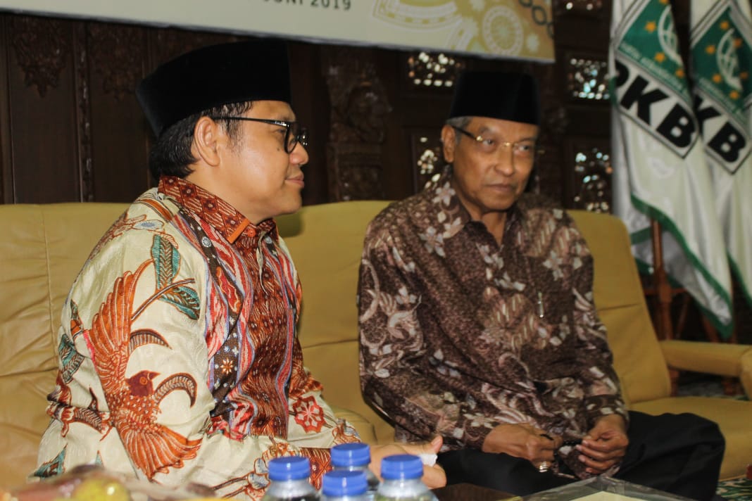 Muhaimin Iskandar bersama Ketua Umum PBNU KH Said Aqil Siroj. (Foto: asmanu sudharso/ngopibareng.id)