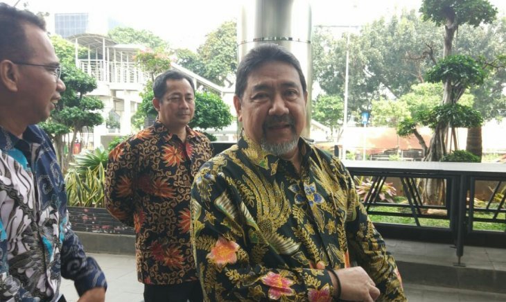 Anggota tim gabungan bentukan Polri terkait penanganan kasus Novel Baswedan, Hendardi saat tiba di gedung KPK, Jakarta, Rabu 20 Juni 2019. (Foto: Antara/Benardy Ferdiansyah)