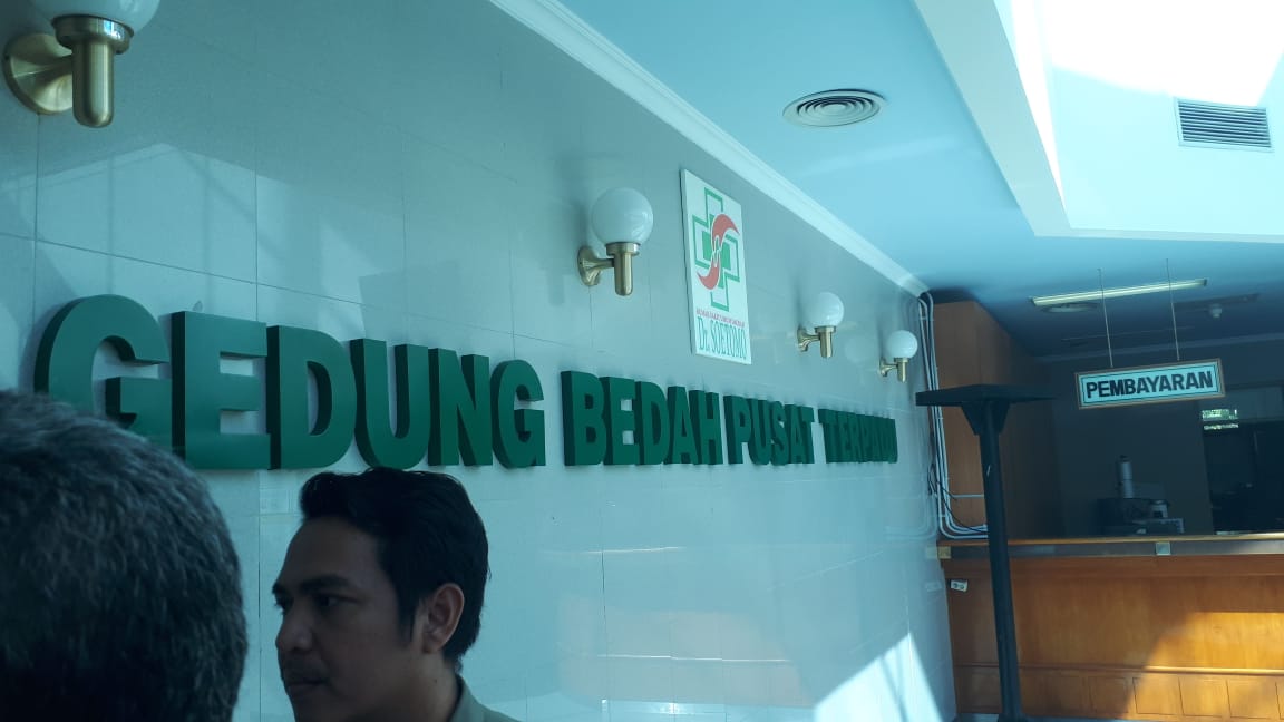 Ilustrasi Gedung bedah Pusat Terpadu, RSUD Dr Soetomo Surabaya tempat Risma dirawat. (Foto: Alief/ngopibareng_ 
