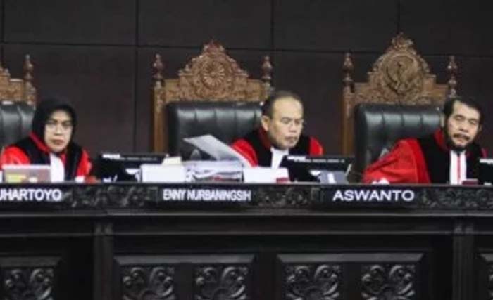 Majelis Hakim MH memabacakan putusan, hari Kamis. (Foto:antara)