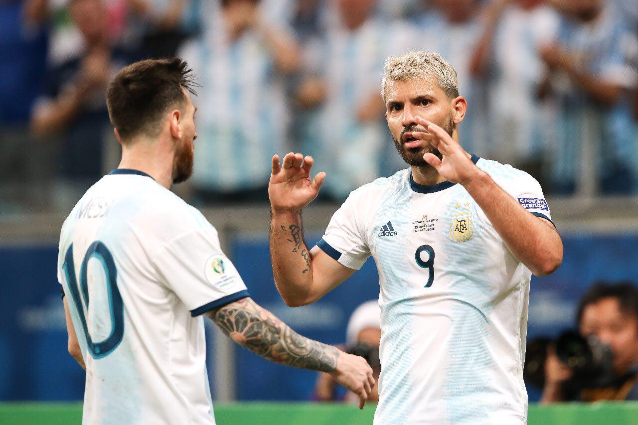 Argentina akan mengandalkan dua bintangnya, Lionel Messi dan Sergio Aguero saat duel lawan Venezuela di babak perempat final Copa America 2019. (Foto: Twitter/@CopaAmerica)