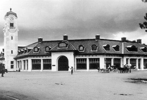 Gedung Nv.Lindeteves, saat penjajahan Zaman Belanda dalam dokumentasi 'Surabaya Tempo Dulu'(Foto: dok. Pribadi  Komunitas Surabaya Tempo Dulu) 