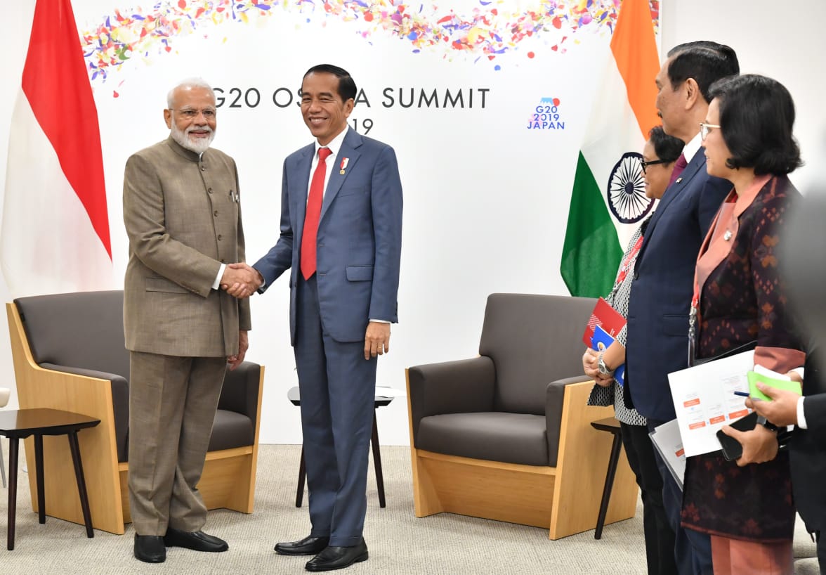 Presiden Joko Widodo mengadakan pertemuan dengan PM India pada KTT -G20 di Osaka Sabtu 29 Juni 2019. (Foto: Biro Pers Setpres)