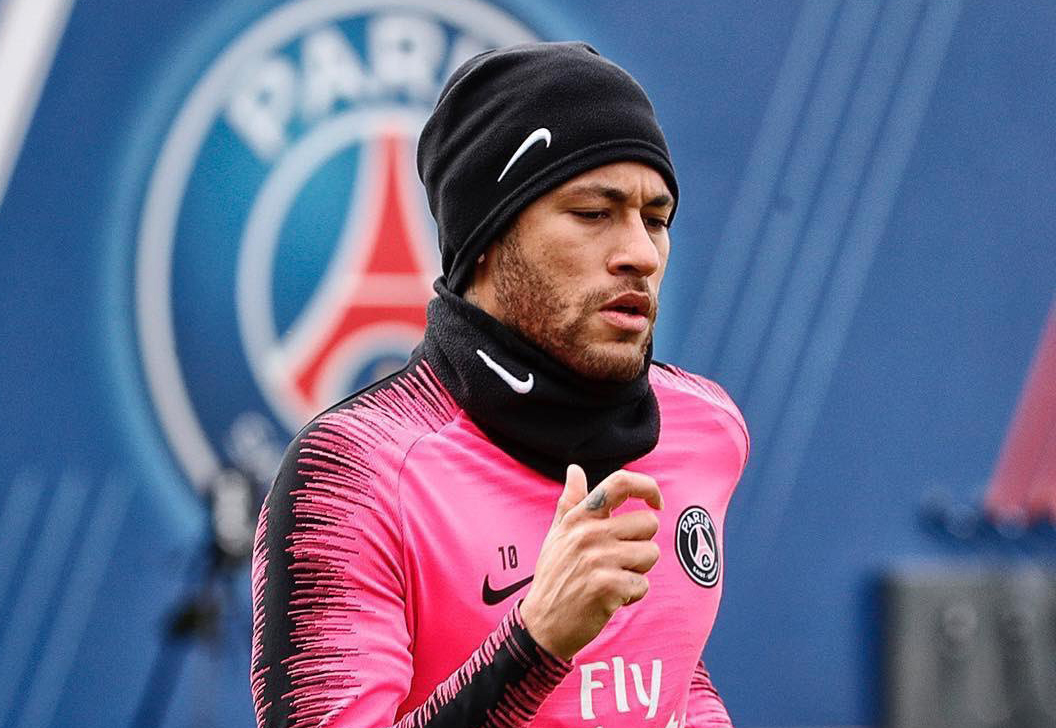 Neymar disebut-sebut sudah menjalin kesepakatan lisan dengan Barcelona. (Foto: Twitter/@neymarjr)
