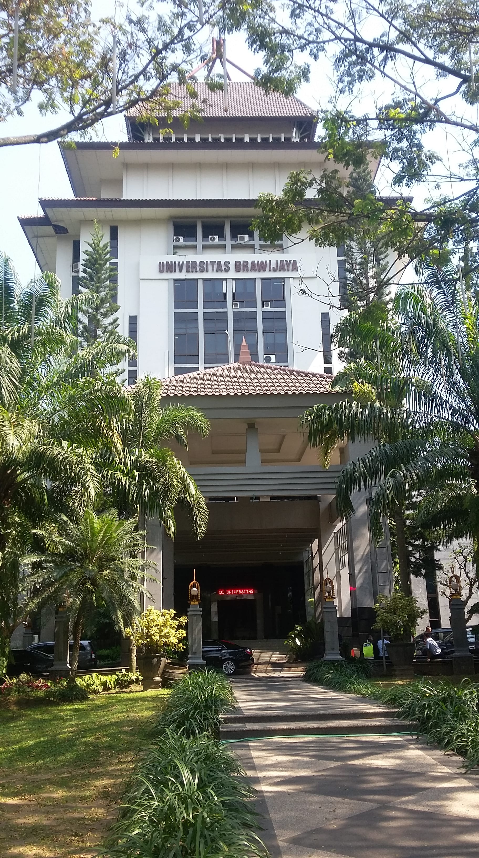 Gedung Rektorat Universitas Brawijaya (Theo/Ngopibareng.id)