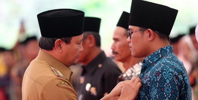Bupati Pasuruan Irsyad Yusuf melantik anggota Badan Perwakilan Desa (BPD) se-Kabupaten Pasuruan, Senin, 8 Juli 2019. (Foto: Dok. Humas)