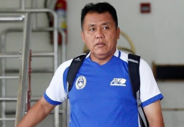 Mantan pelatih Semen Padang, Syafrianto Rusli.