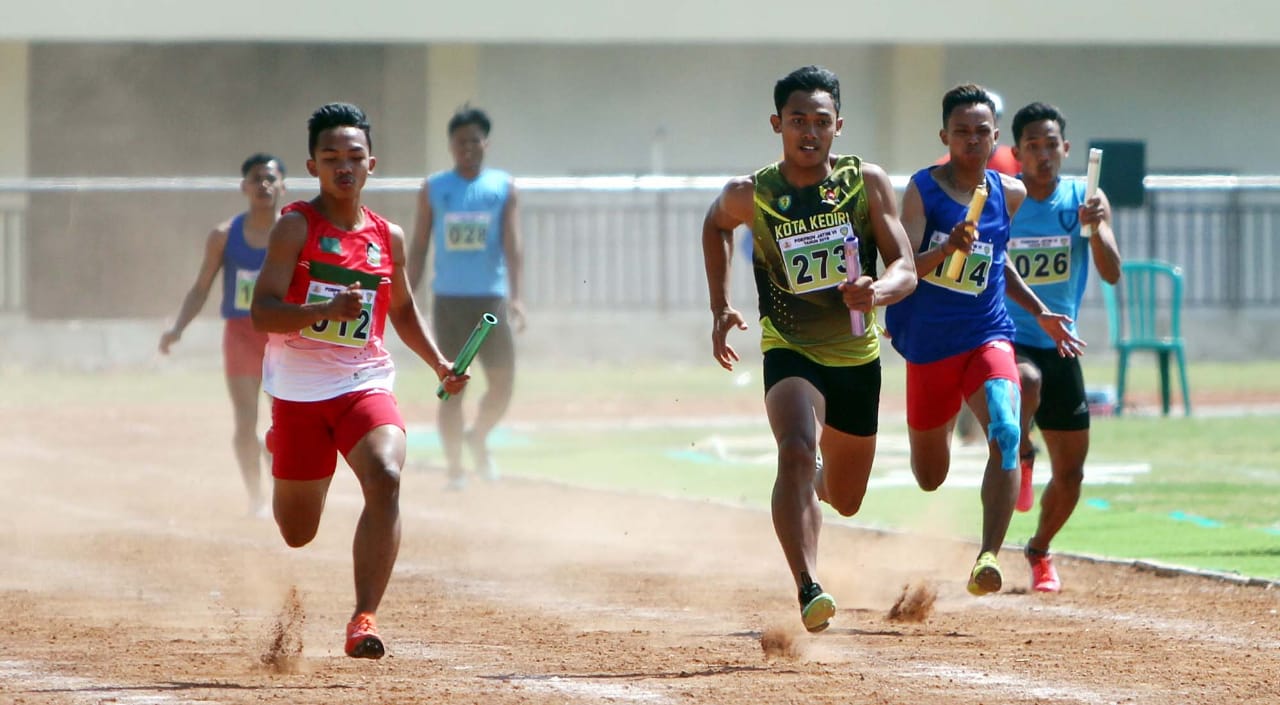 Atletik Kota Kediri tambah tiga emas di hari terakhir, Selasa 9 Juli 2019. (Foto: Erfan/ngopibareng.id)