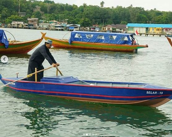 Gubernur Kepulauan Riau (Kepri) Nurdin Basirun hobi beraktivitas di laut. (Foto: Instagram @nurdin757)