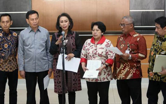 Pansel Capim KPK periode 2019-2023 melakukan konferensi pers terkait 192 pendaftar lulus seleksi administrasi di Gedung Sekretariat Negara, Jakarta, Kamis, 11 Juli 2019. (Foto: Antara) 