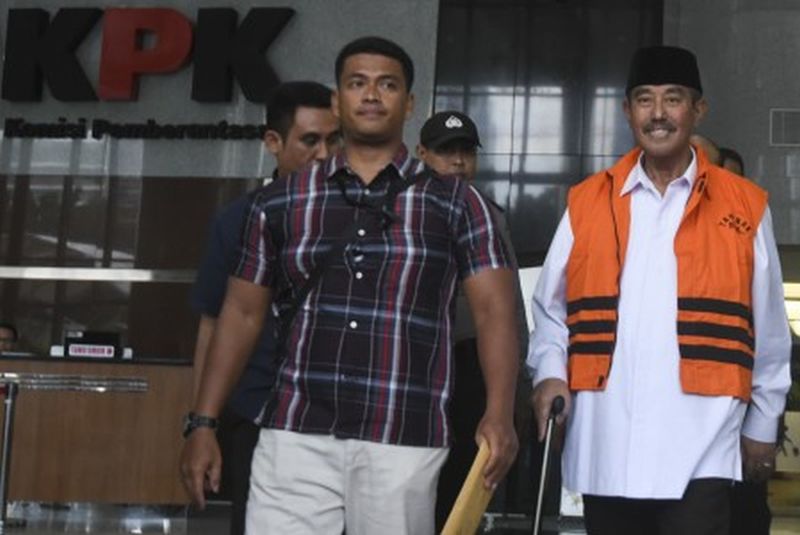 Abubakar, Bupati Bandung Barat dua periode mulai 2008 sampai 2018, divonis 5,5 tahun karena terbukti korupsi 'bancakan' uang Satuan Kinerja Perangkat Daerah (SKPD) Pemkab KBB pada 2018 lalu.