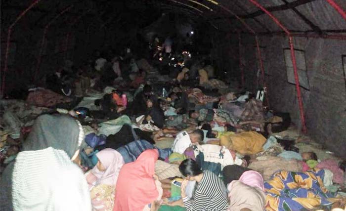 Para pengungsi di Desa Ranga Ranga, Kecamatan Gane Barat, Kabupaten Halmahera Selatan. (FotoAlenia)