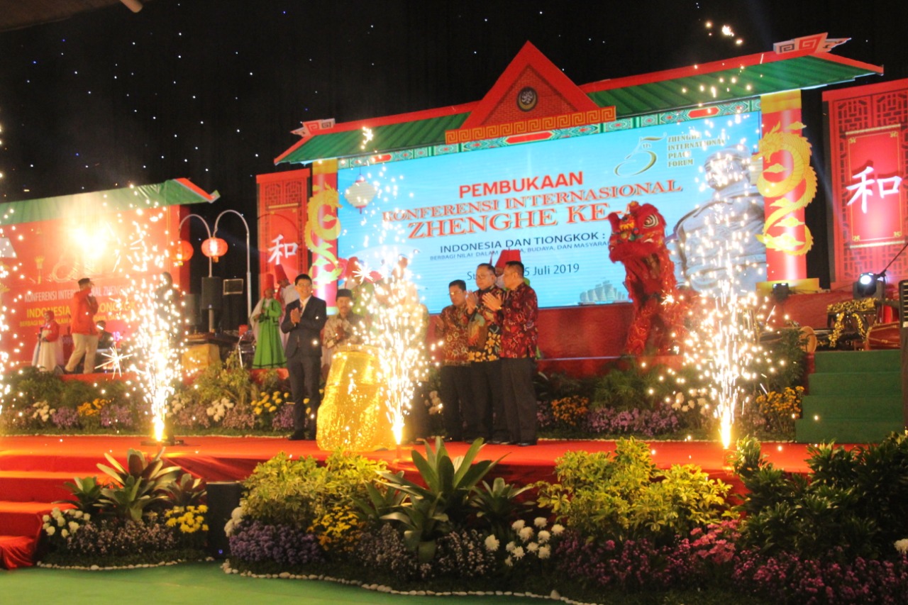 Pembukaan Konferensi Internasional Zhenghe ke-5 di Jatim Expo, Surabaya. (Foto: Faiq/ngopibareng.id)