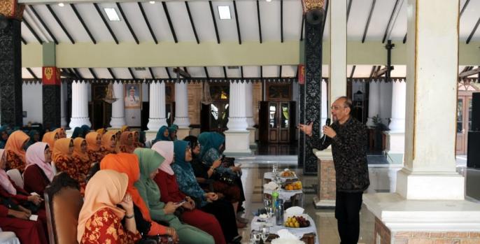 Penyuluhan bahaya kanker serviks dan kanker payudara yang diselenggarakan di Pendopo, Pasuruan, Selasa, 16 Juli 2019. (Foto: Dok Pemkab)