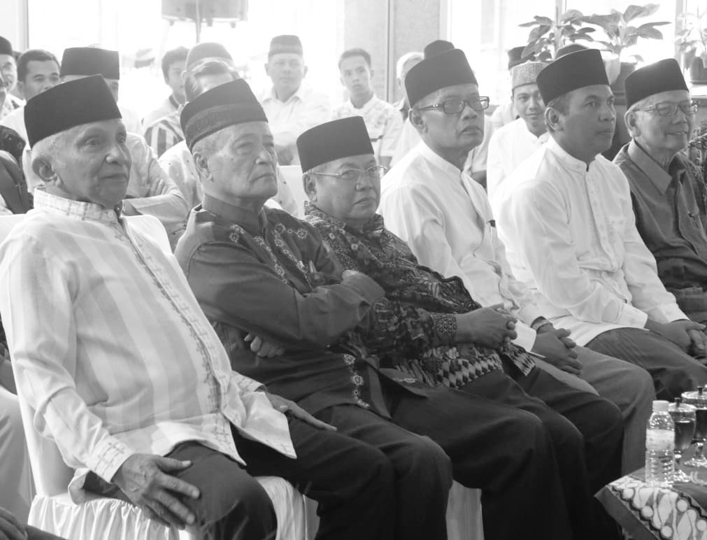 Amien Rais dan jajaran pimpinan PP Muhammadiyah. (Foto: dok ngopibareng.id)