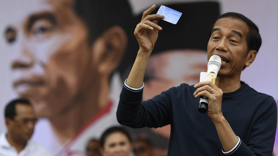 Janji kampanye Pilpres 2019, Jokowi menjanjikan Kartu Pra Kerja.