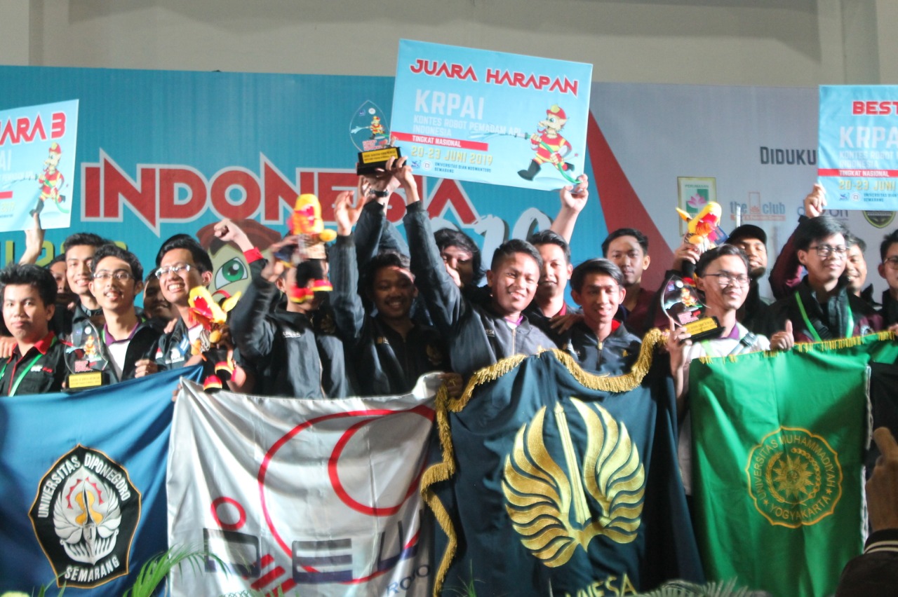 peserta Kontes Robot Pemadam Api Indonesia