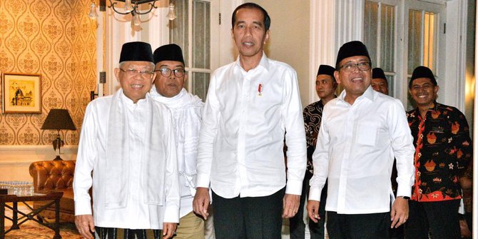 Wakil Presiden terpilih KH Ma'ruf Amin bersama Presiden Joko Widodo di Jakarta. (Foto: ist/ngopibareng.id)