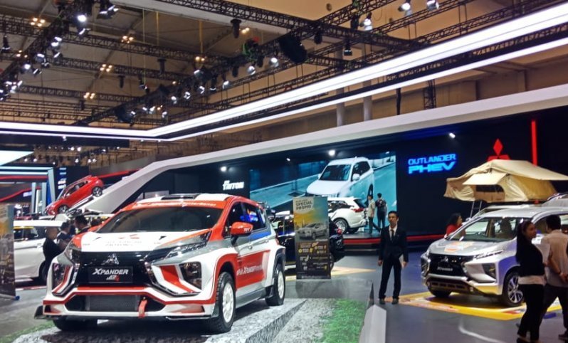 Booth Mitsubishi pada ajang GIIAS 2019. (Foto: Antara/Humas Mitsubishi)