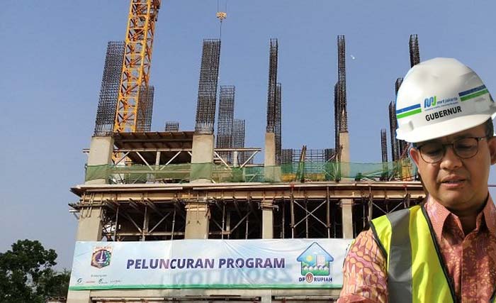 Gubernur DKI Anies Baswedan dengan latar proyek Rusunami Klapa Village, Pondok Kelapa, Jakarta Timur. (Foto:Antara/Ngobar)