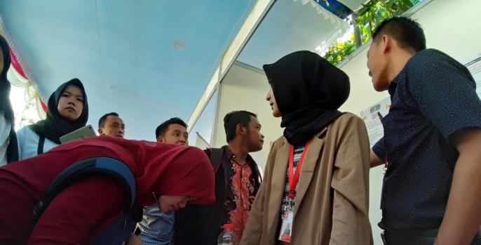 Ribuan pencari kerja mendatangi job fair yang diselenggarakan Pemkab Pasuruan. (Foto: Dok Humas)