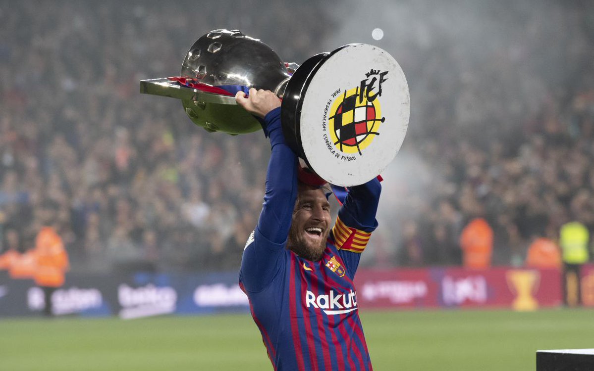 Lionel Messi diminta sampai pensiun di Barcelona. (Foto: Twitter/@