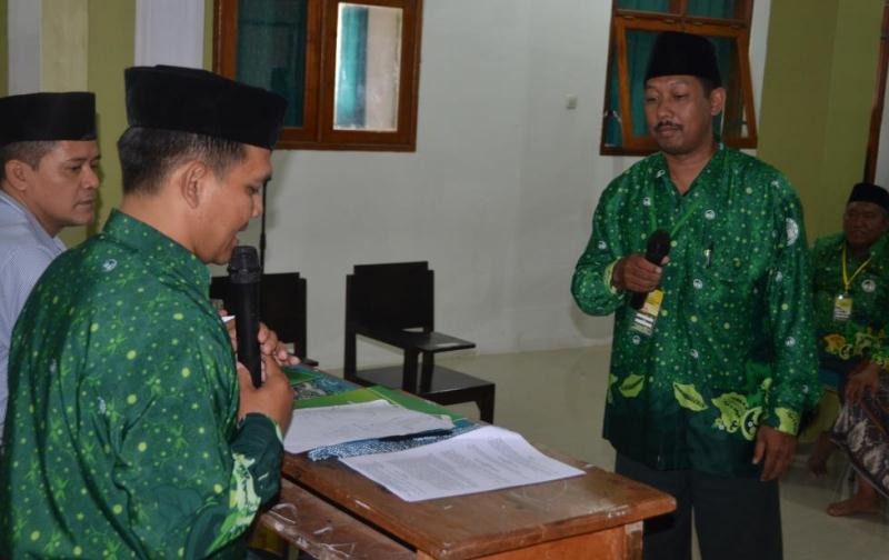 Pergunu Jawa Timur dalam suatu kegiatan. Tampak, Ketua PW Pergunu Jatim, H Sururi. (foto: dok ngopoibareng.id)