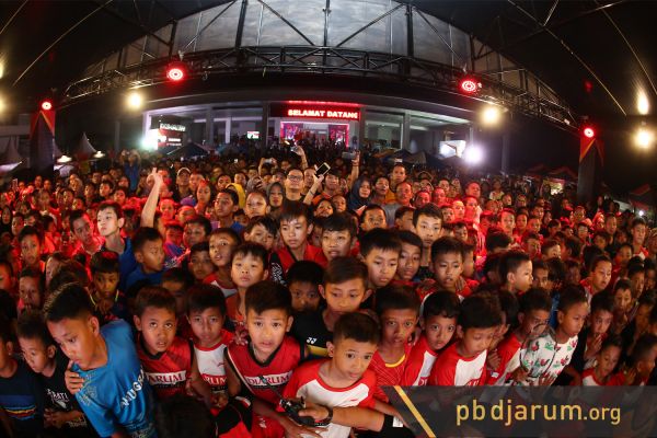 Para peserta Audisi Djarum Beasiswa Bulutangkis 2019 di GOR Koni, Bandung, Jawa Barat, Minggu 28 Juli 2019. (Foto: www.pbdjarum.org)