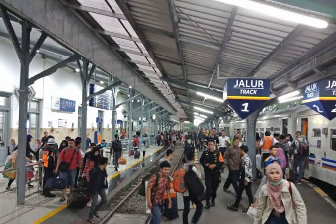 Stasiun Pasar Turi, Surabaya. (Foto: istimewa)